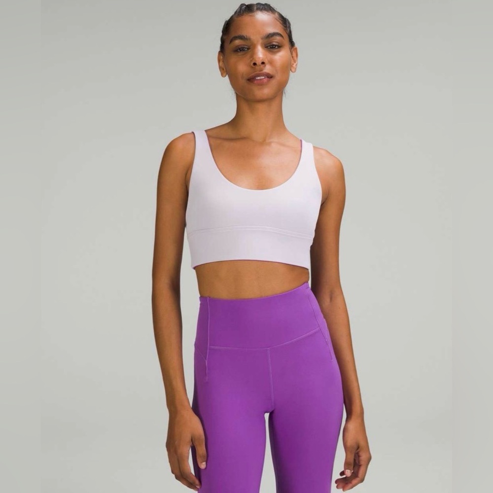 Lululemon Align Reversible Bra
Faint Lavender + Moonlit Magenta size 6